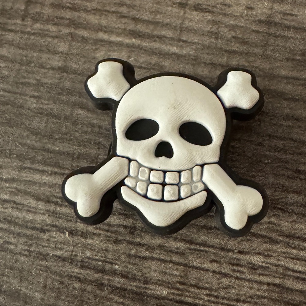 Skull and crossbones CROCS Jibbitz Shoe Charm 5/$20